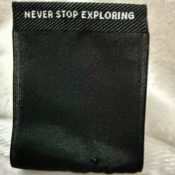 EUC: The North Face Men’s XL White Hoodie Never Stop Exploring Logo Sweatshirt - Picture 5 of 14